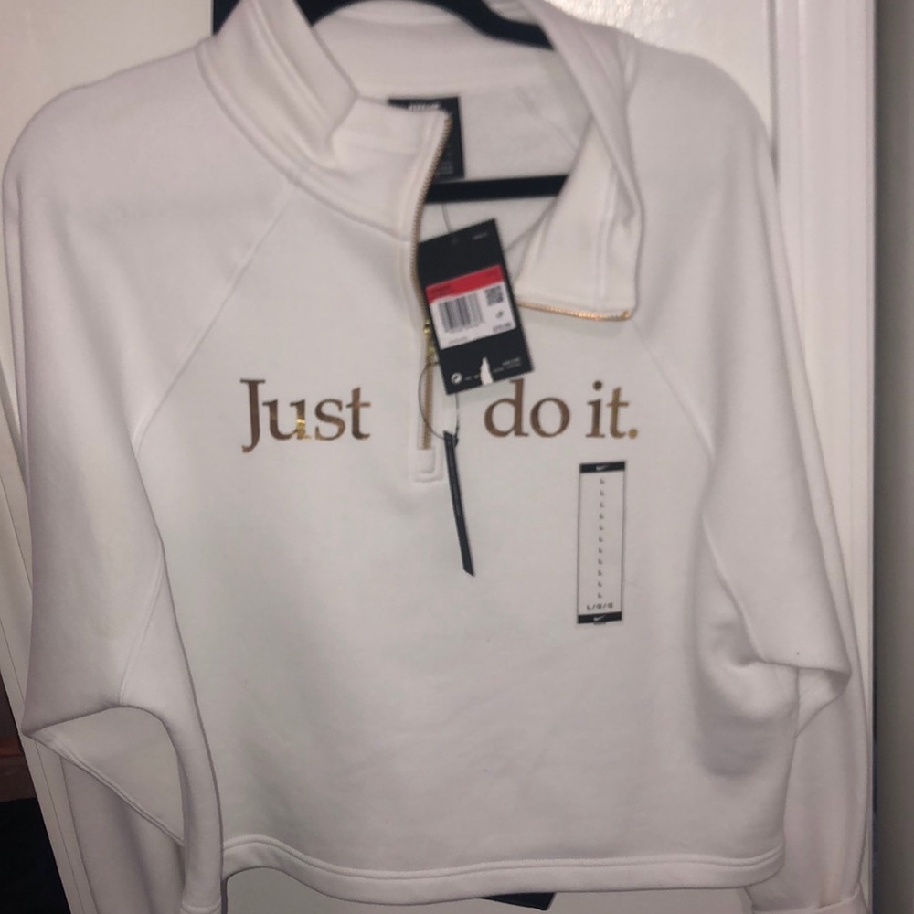 Nike cropped hoodie
